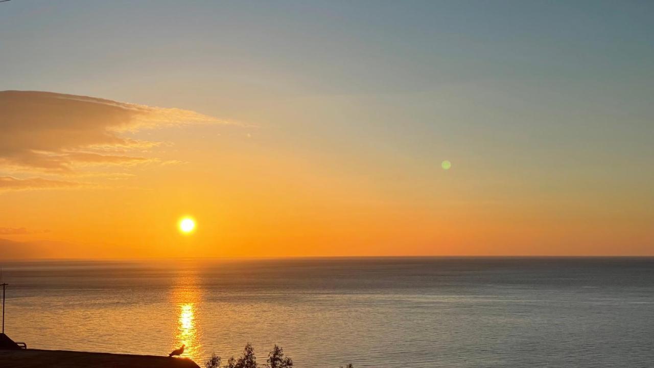 Baia Aurora Villa Letojanni Eksteriør bilde